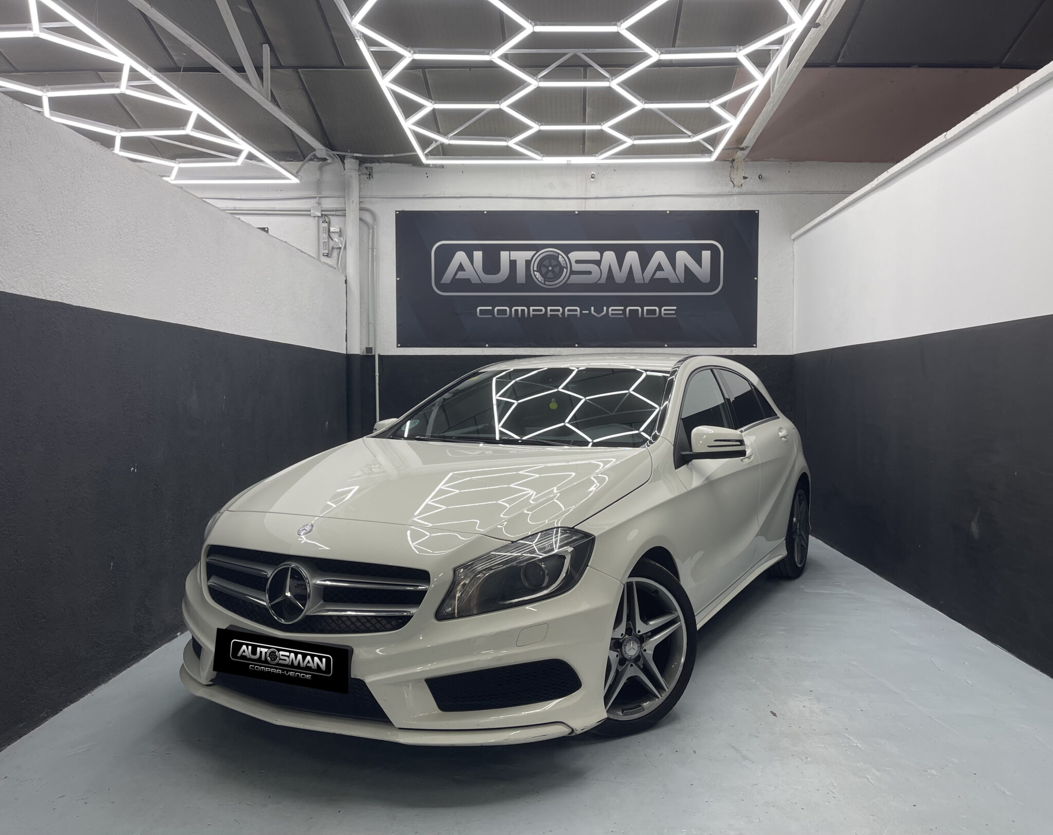 MERCEDES-BENZ Clase A 200 d AMG Line