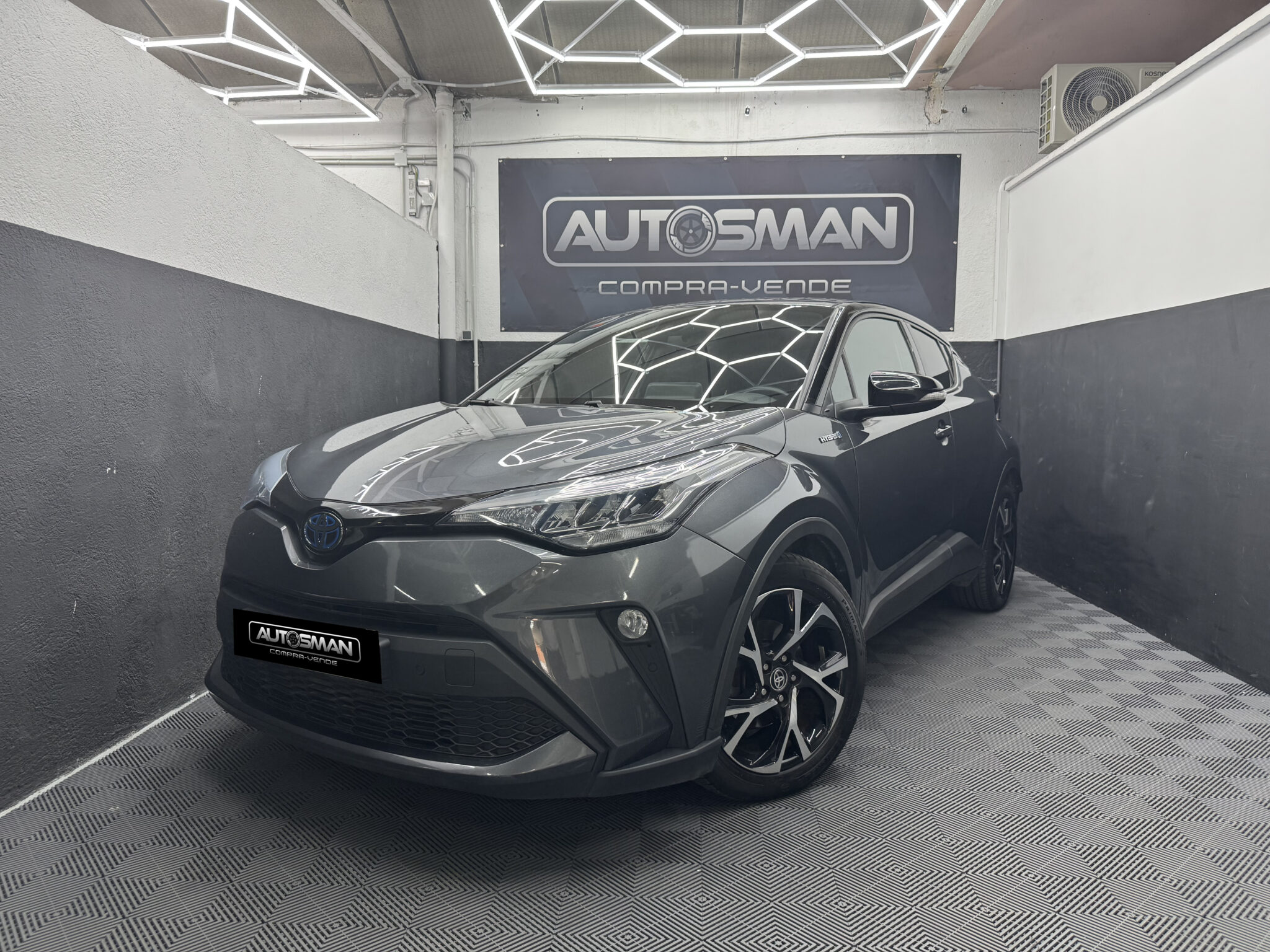 TOYOTA C-HR 2.0 180H Advance Plus